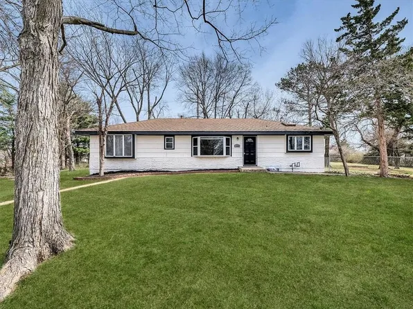 1508 NE 56th Ter, Kansas City, MO 64118