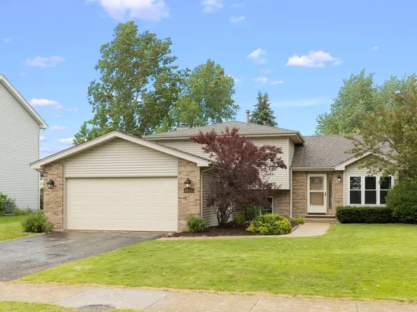 1427 Aspen Ln, Yorkville, IL 60560