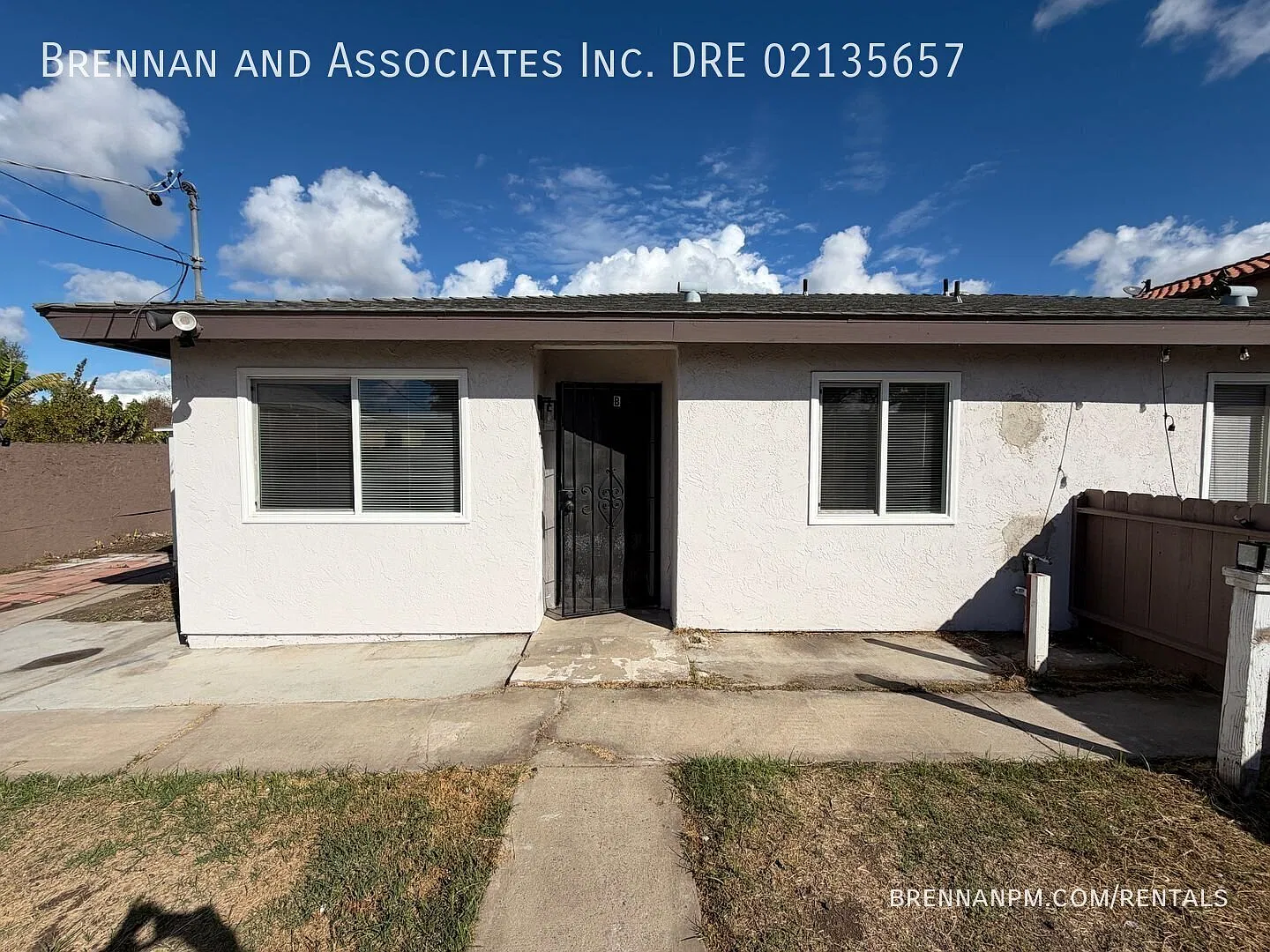 Renovated 2BR/1BA Unit with Parking in San Diego — Photo 2