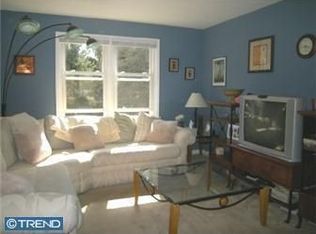 132 S Lloyd Ave, Downingtown, PA 19335