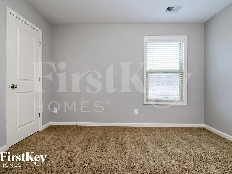 4218 Spruce Trl — Photo 11