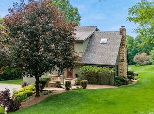 1770 Spring Dr, Zanesville, OH 43701