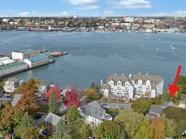 204 High St APT 2, South Portland, ME 04106