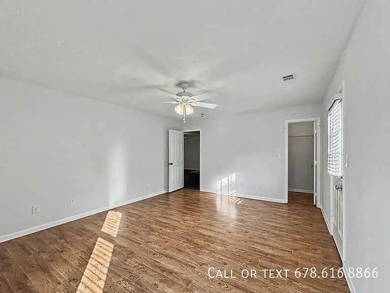 560 Lee Byrd Rd #B — Photo 6