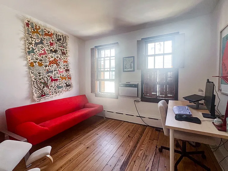 2nd floor - rear bedroom