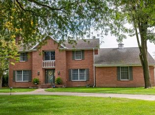 3040 Twin Pines Point, Elkhart, IN 46514