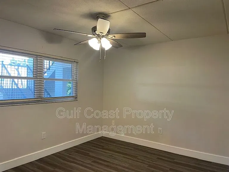 270 Santa Maria St #104 — Photo 9