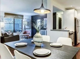 8210 Bent Tree Rd APT 136, Austin, TX 78759
