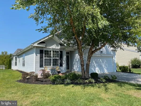 11 Hylton Rd, Woolwich Township, NJ 08085