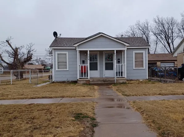 1214 Oakland St, Plainview, TX 79072