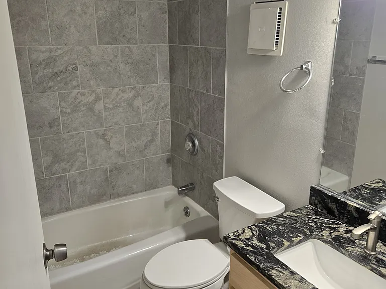 308 McHenry St #203 — Photo 3