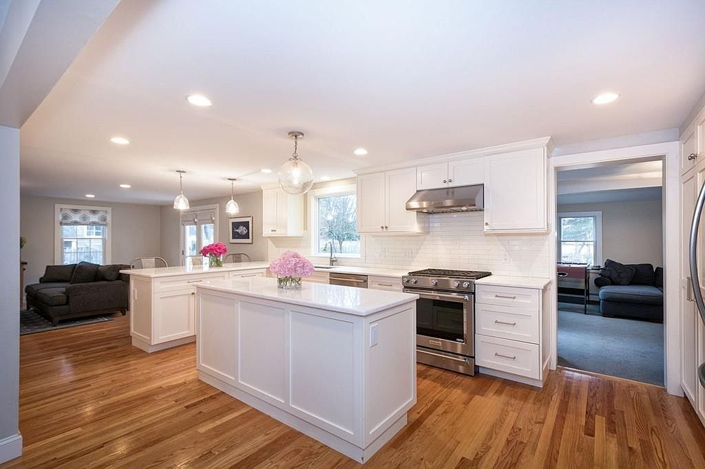 48 Smith Rd, Hingham, MA 02043 Zillow