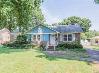 6726 Farmingdale Dr, Charlotte, NC