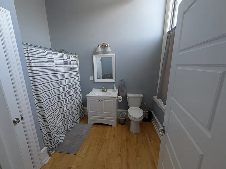 20 W Market St #6 — Photo 7