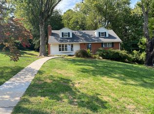 241 SW Clearfield Rd, Knoxville, TN 37922