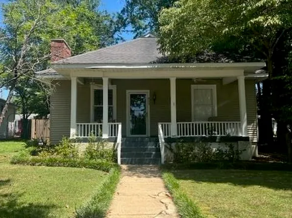 823 E 7th St, Anniston, AL 36207