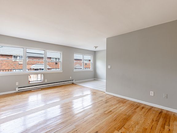 5th image of 311 Main St #2