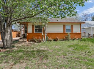 900 Rindie St, Irving, TX 75060