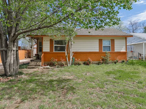 900 Rindie St, Irving, TX 75060