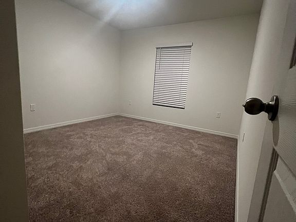 3rd image of 2232 SE Maslan Ave