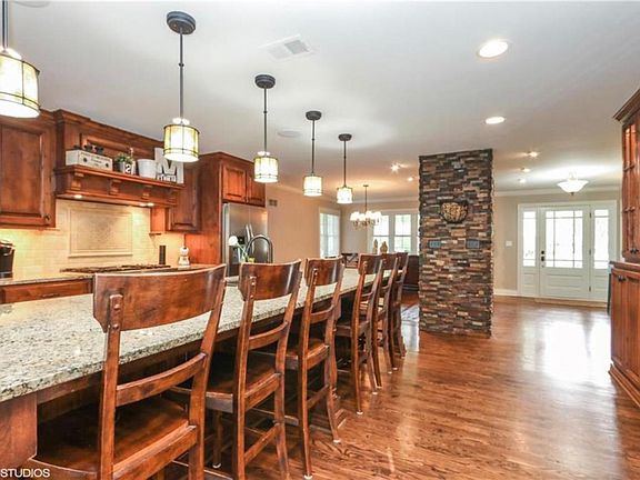 Nice island eating area