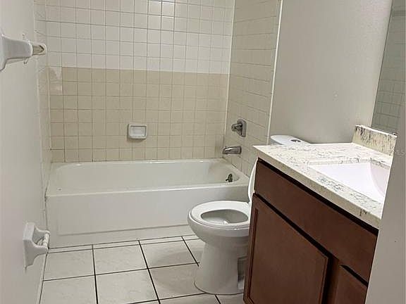 3rd image of 1275 Woodman Way