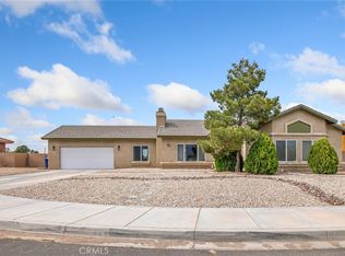 22132 Esaws Rd, Apple Valley, CA 92307