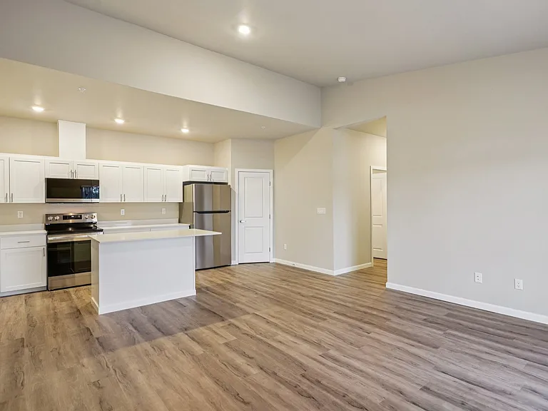 Tahoma Terrace Apartments — Photo 83
