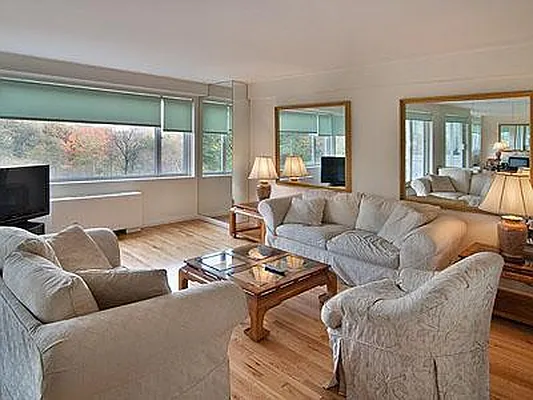 Rented by Barkin and Associates | media 6