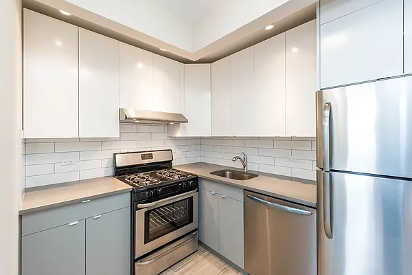 Rented by Nooklyn NYC LLC | media 33