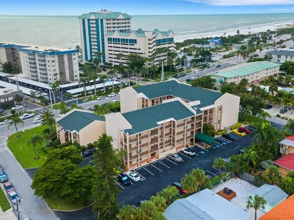 845 Benjamin Franklin Dr Unit 202, Sarasota, FL 34236