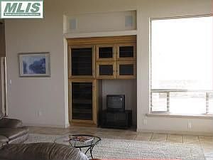 3rd image of 747 Stone Canyon Dr