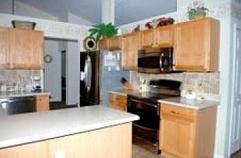 3rd image of 175 Poinciana Ln