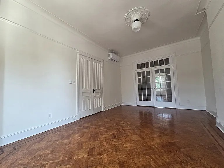 1329 Prospect Pl #3 — Photo 4