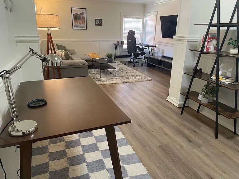150 Poinsettia Ave — Photo 3
