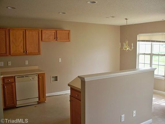 4th image of 7 Culpepper Cir