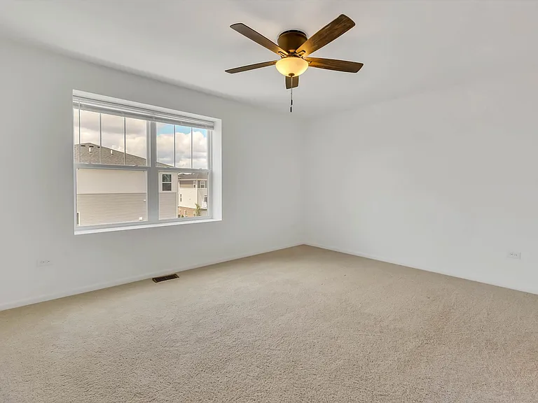 1078 Bogart St — Photo 15