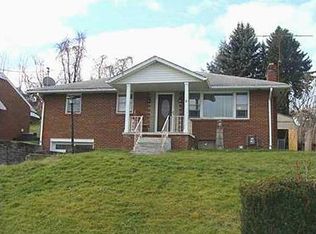 640 Circle Dr, Belle Vernon, PA 15012