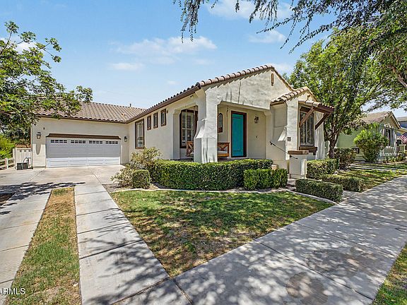 2nd image of 2850 E CAMELLIA Drive
