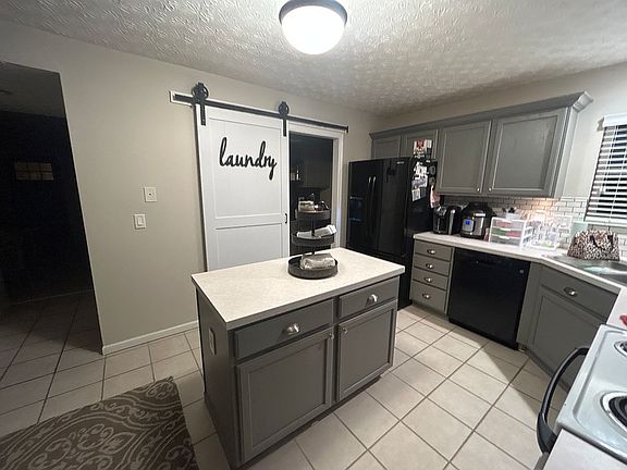 2nd image of 9271 Windy Creek Dr