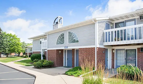 Foxcroft Apartments Photo 1