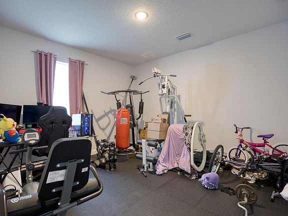 4th image of 941 Fitch Drive