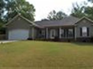 155 Hickory Tree Ln, Daleville, AL 36322