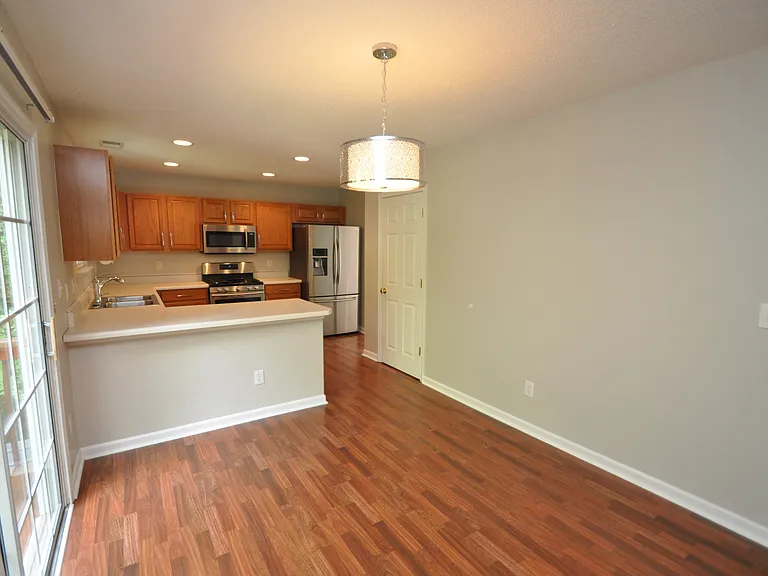 117 Tiverton Woods Dr — Photo 10