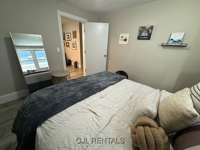 63 Falcon St #3R-21 — Photo 7