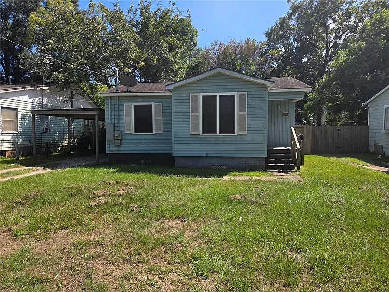 505 Peggy St — Photo 1
