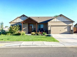 5610 Three Rivers Dr, Pasco, WA 99301