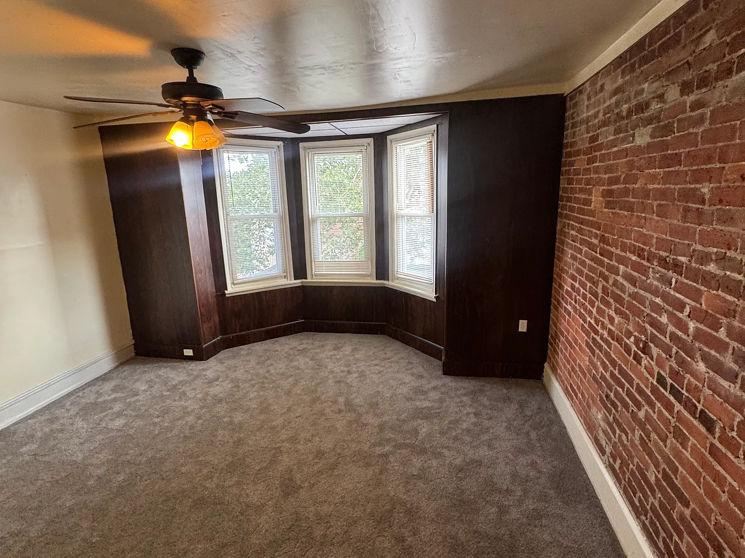 2 bed, 1500 sqft, $1,500 — Photo 4