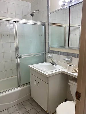 Rented by RV Realty | media 11