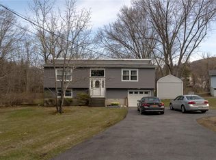 160 Barrett Hill Rd, Carmel, NY 10512